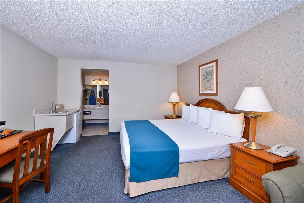 Americas Best Value Inn Downtown Las Vegas Room photo